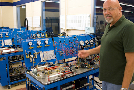 CCAC West Takes Mechatronics Program to Next Level